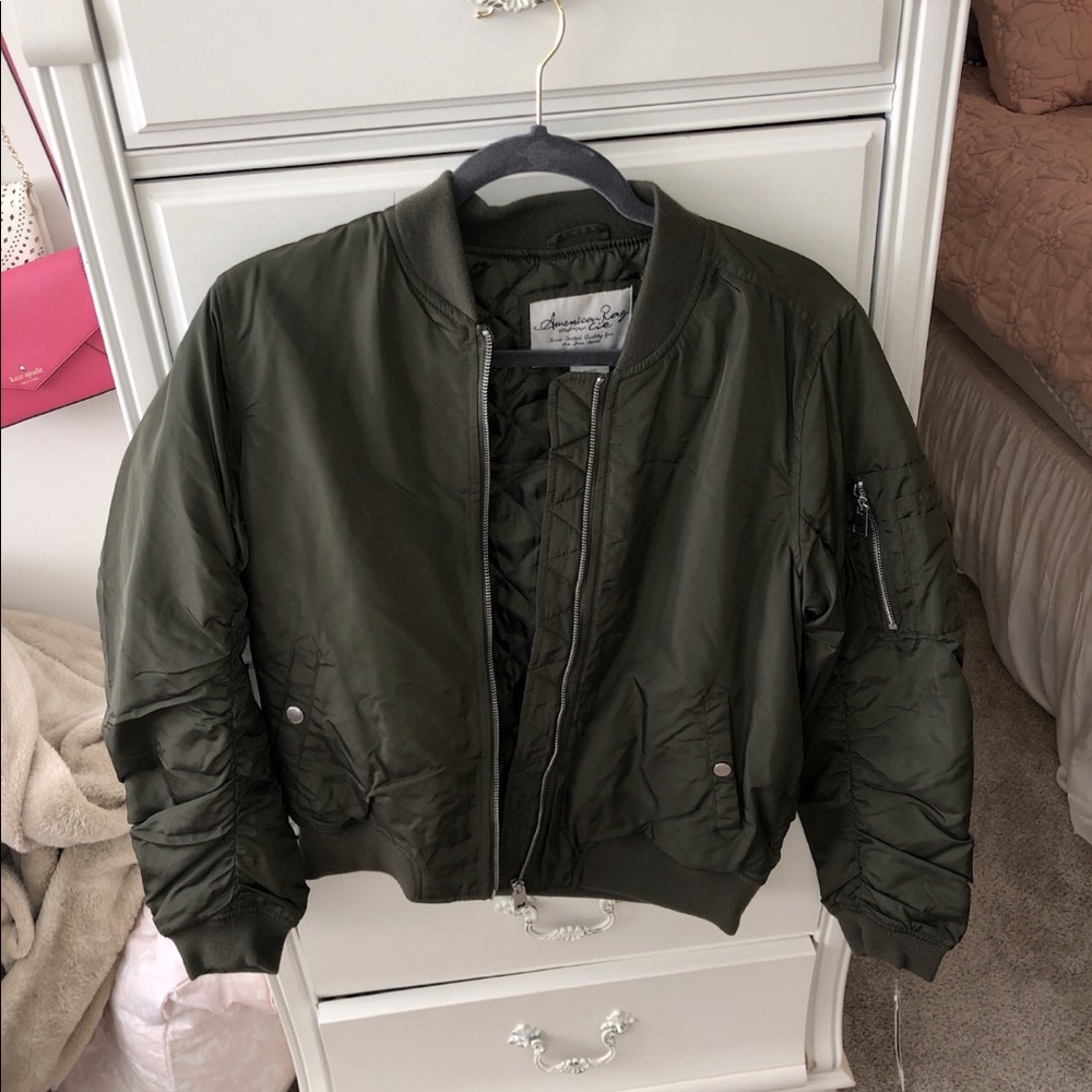 NWT ARMY GREEN JACKET